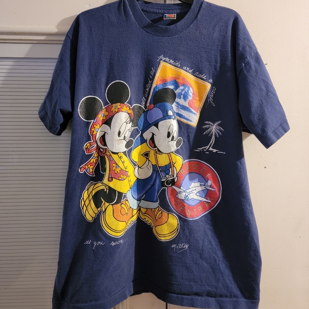 Disney Mickey Unlimited x Jerry Leigh World Traveler. Made in USA Single Stitch